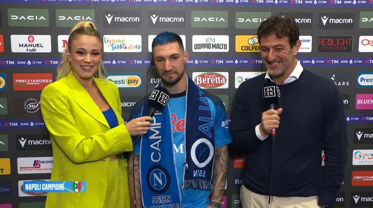 Politano promette: "Contro la Fiorentina avrò i capelli azzurri ma spero anche tutta la squadra" - 