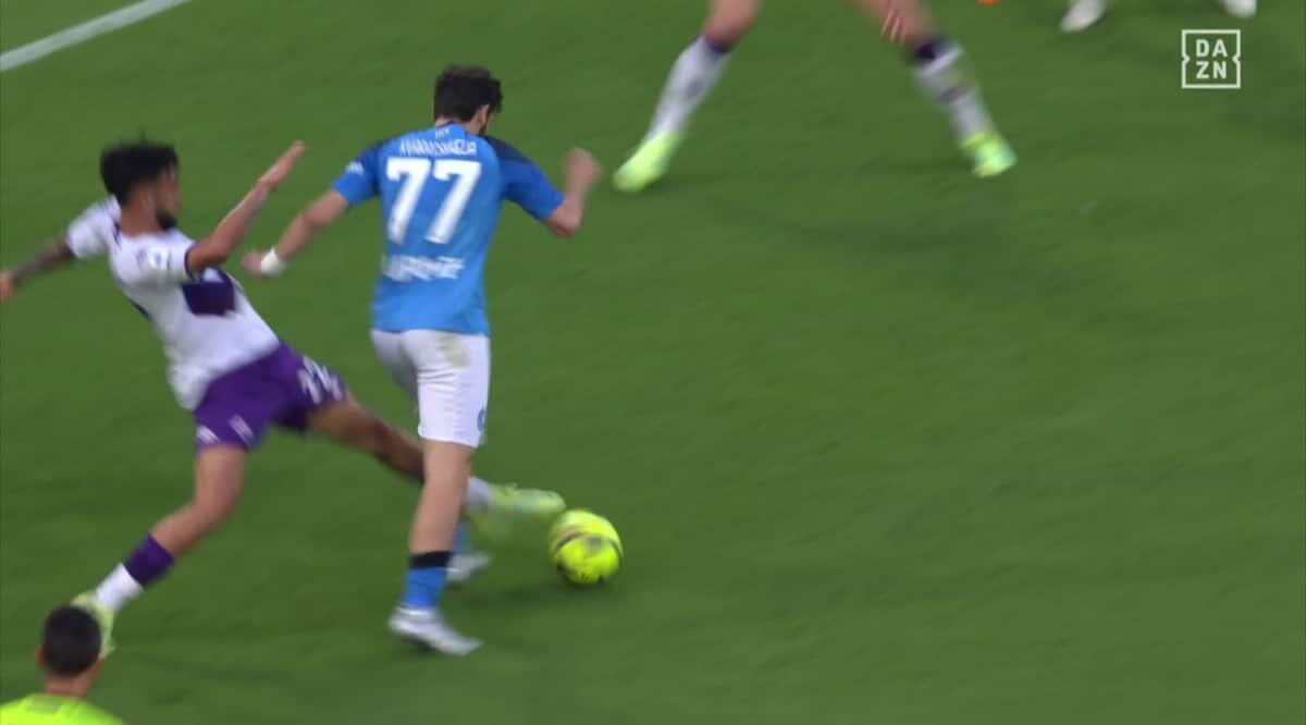 Moviola CorSport, giusti i due rigori dati al Napoli: contatto Gonzalez-Kvara c’è ma non è clamoroso  - 