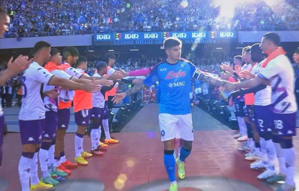 È stata la Fiorentina a chiedere di fare la passerella d'onore al Napoli. Scelta di società e giocatori viola