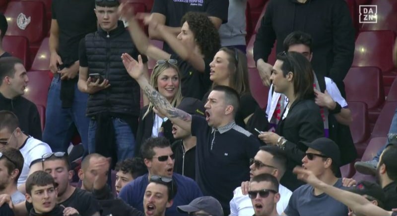 Insulti e minacce, due ragazze e un ragazzo di Firenze cacciati dalla tribuna di Salerno prima della gara
