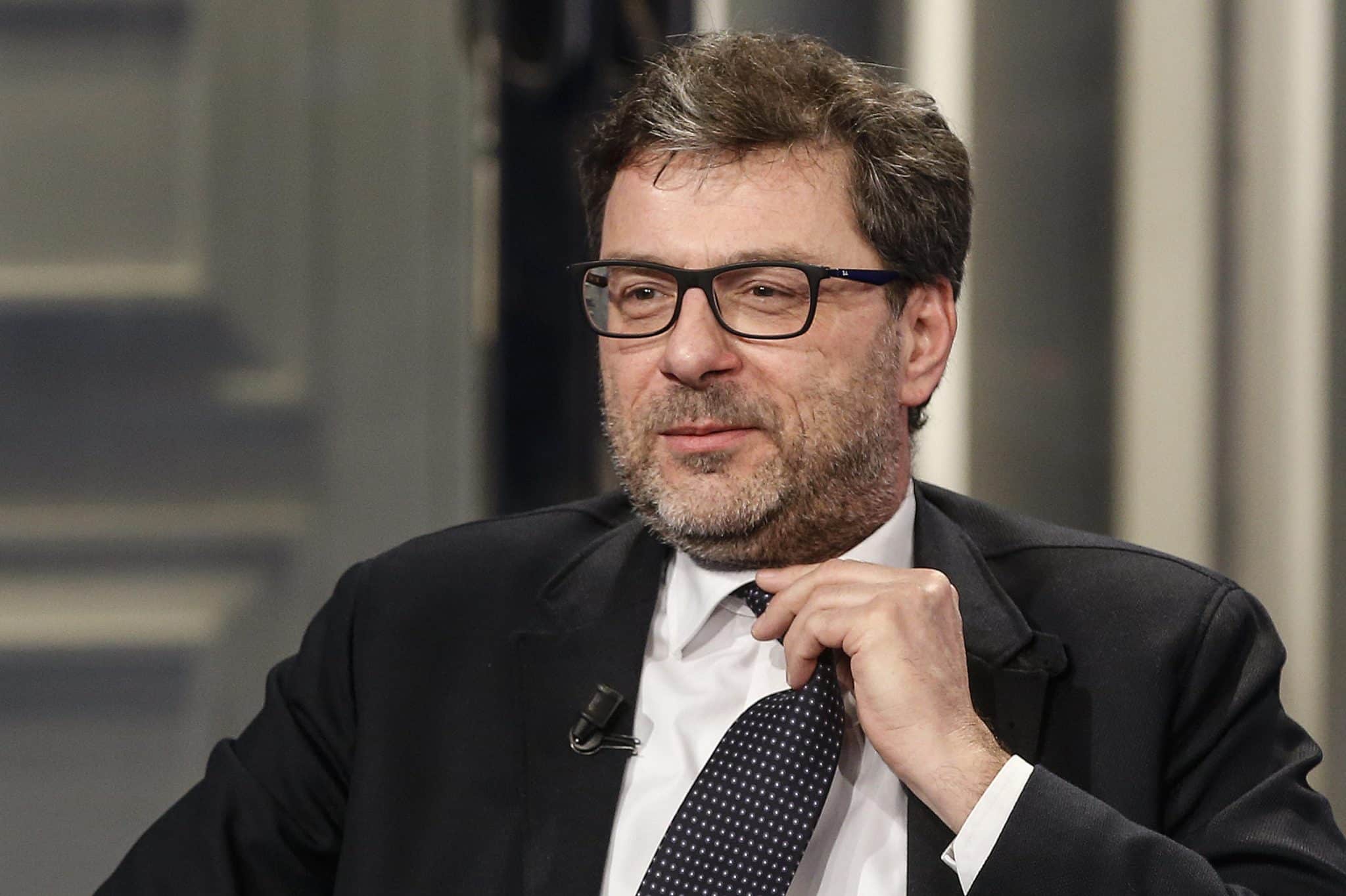 Giancarlo Giorgetti, della Lega, durante la trasmissione televisiva ''Porta a Porta'', Roma 22 gennaio 2020. ANSA/FABIO FRUSTACI