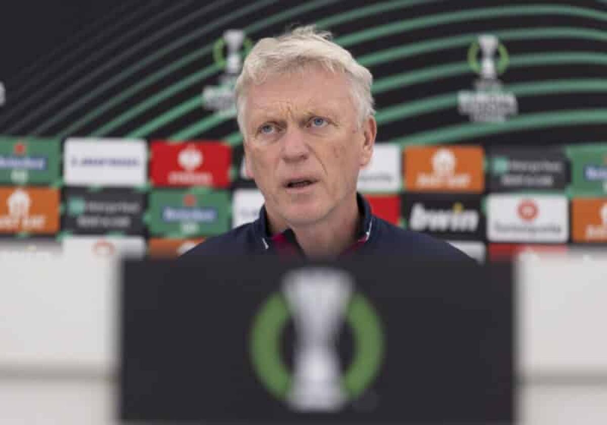 Moyes: "Colpito dalla Fiorentina, difficile affrontare le italiane. Momento più importante della carriera" - epa10668289 West Ham manager David Moyes speaks at a press conference ahead of UEFA Europa Conference League final between West Ham United and Fiorentina, in London, Britain, 02 June 2023.  EPA/TOLGA AKMEN