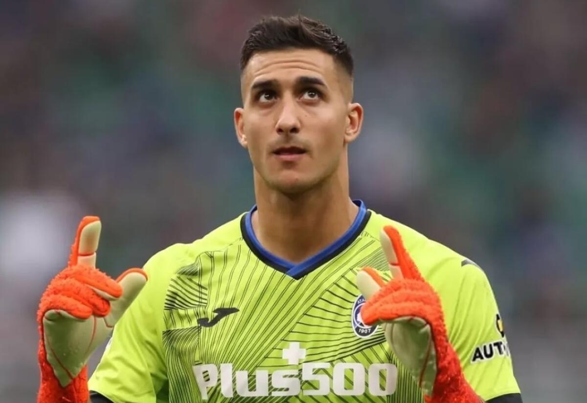 Di Marzio: "L'Atalanta vende Musso, piace alla Fiorentina, può arrivare in prestito. Concorrenza Fenerbahce" - 