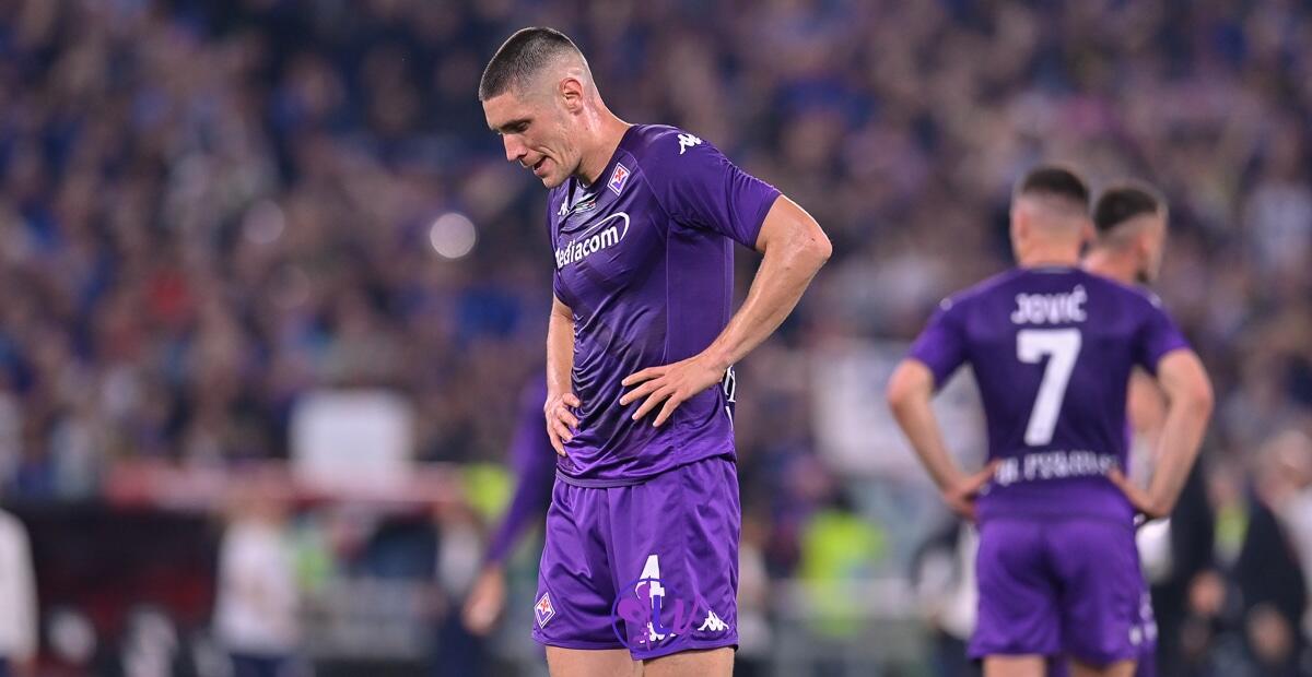 Milenkovic amaro: "Mancano le parole, fa male perdere così. In finale fanno la differenza i dettagli" - Roma, Stadio Olimpico, 24.05.2023, Fiorentina-Inter, foto Lisa Guglielmi. Copyright Labaroviola.com