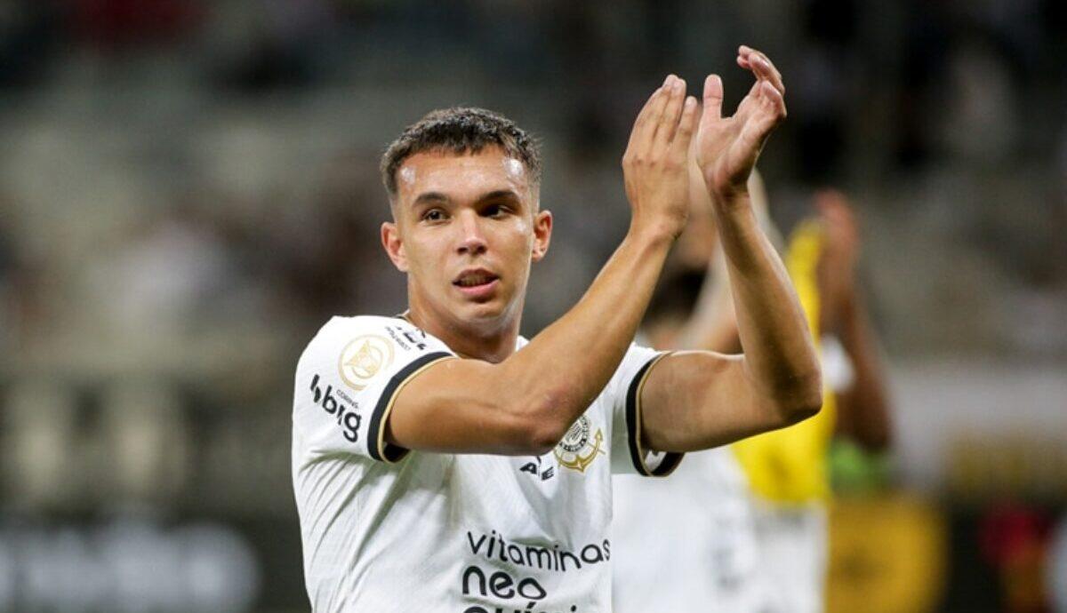 Burdisso in Brasile, la Fiorentina ha osservato Giovane Santana do Nascimento, attaccante classe 2003 - 