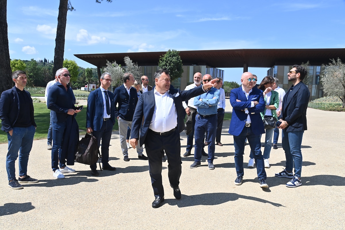 La società viola incontra i procuratori, confronto su tutti i temi e dibattito per risolvere i problemi