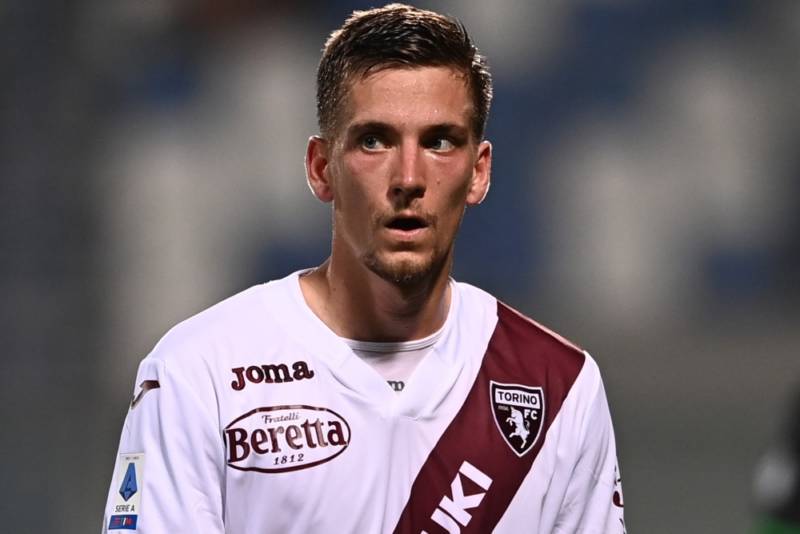Tuttosport scrive: "Praet vuole l'Italia a tutti i costi, Torino in pole ma c'è anche la Fiorentina"