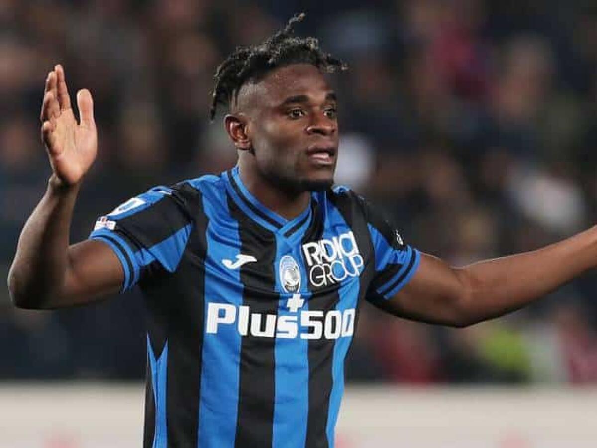 Gazzetta, c'è la suggestione Zapata, non è più intoccabile per l'Atalanta. Concorrenza Monza - 