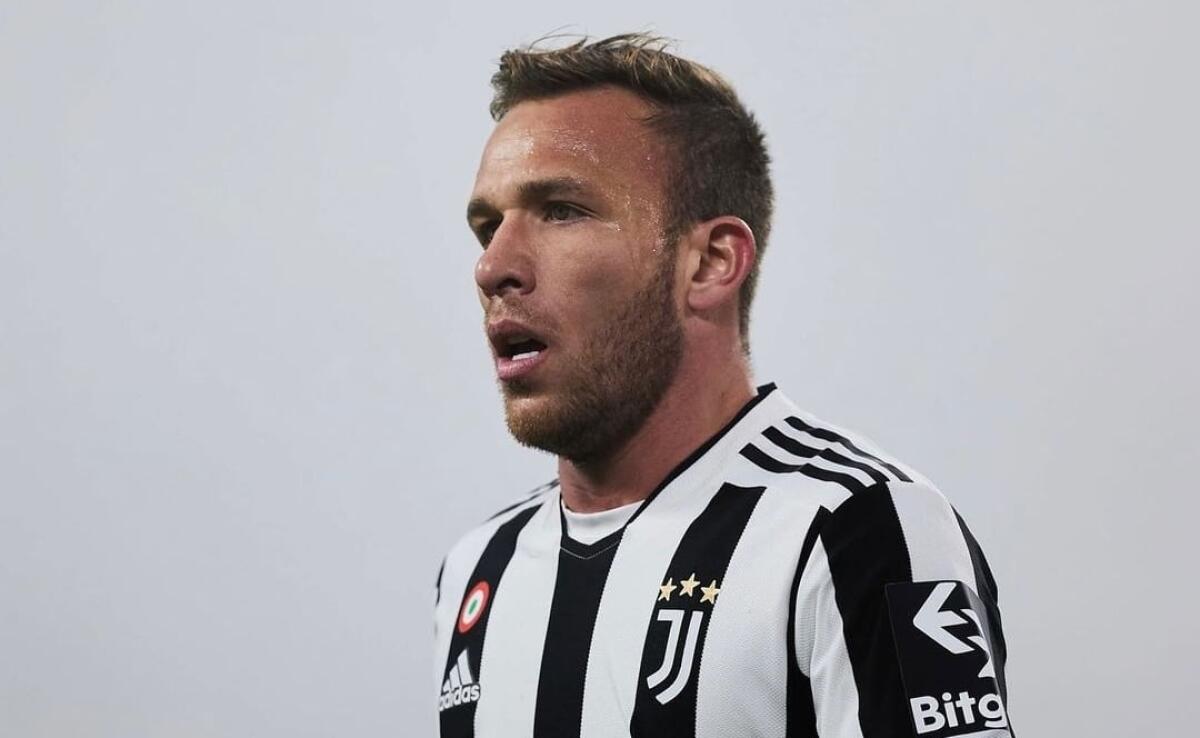 Gazzetta: Arthur-Fiorentina, manca accordo sull'ingaggio. 3 milioni la Juve, 3 i viola e 2 di bonus? - 