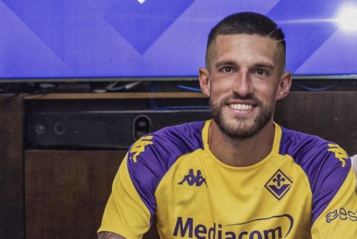 Biraghi ha rinnovato con la Fiorentina fino al 2025. Opzione automatica al 2026 a determinate condizioni - Foto: Instagram Fiorentina