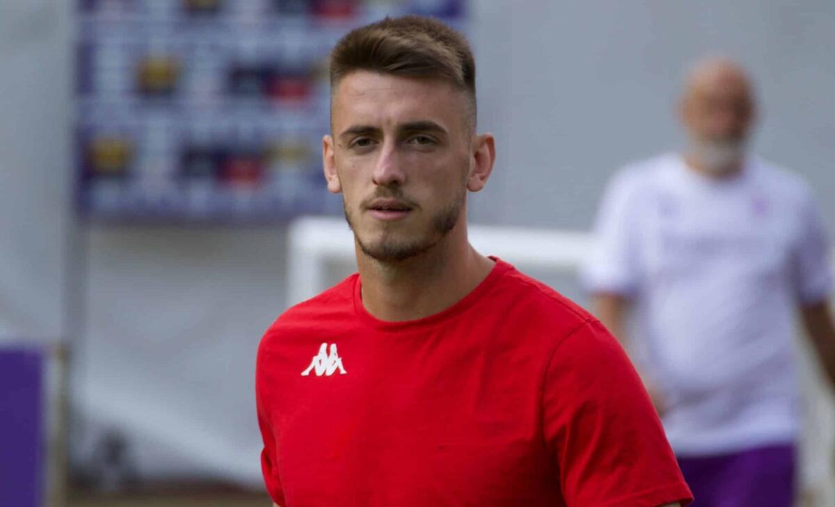 La lettera di addio di Terzic: "Grazie famiglia Viola, ho dato tutto. Cresciuto come uomo e giocatore" - Moena, stadio Benatti, 18.07.2022, allenamento, foto Lisa Grelloni. Copyright Labaroviola.com