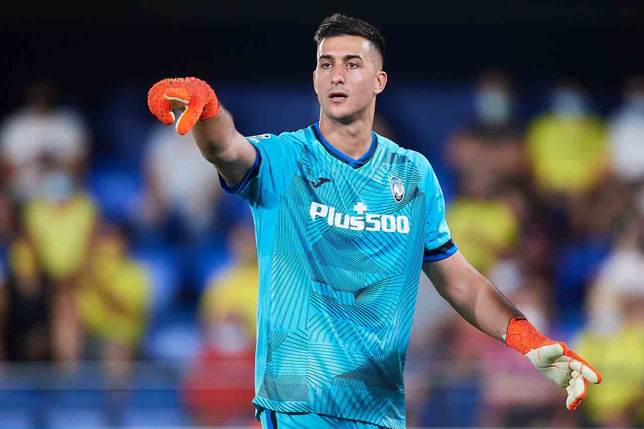 Gazzetta: "L'Atalanta vuole vendere Musso, la Fiorentina ha fatto un sondaggio. C'è anche il Villarrel"