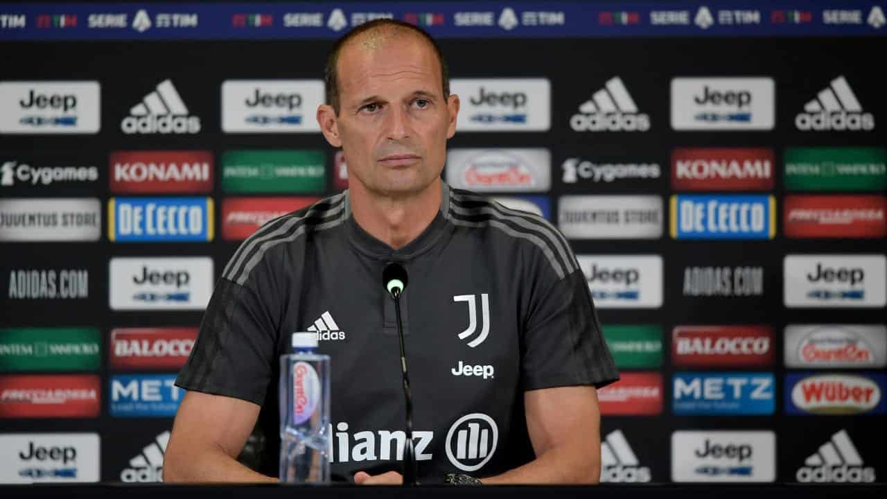 Allegri ammette: "Non sappiamo se giocheremo la Conference. Vlahovic? Aveva la pubalgia"
