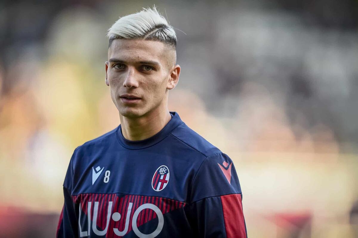 AD Bologna su Dominguez: "Gli abbiamo fatto un'offerta da capitano, aspettiamo sua risposta" - 
