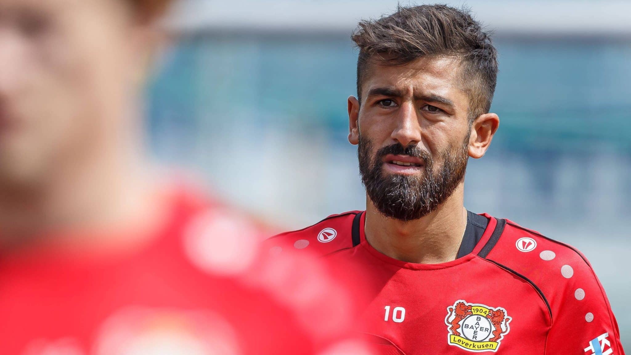 Zell am See, Oesterreich, 17.07.2019, Trainingslager 2019 Bayer 04 Leverkusen, Kerem Demirbay (B04) schaut ( Zell am See Stadio Alois Latini Salzburg Austria eu-images-01048-187767 *** Zell am See, Austria, 17 07 2019, Training Camp 2019 Bayer 04 Leverkus