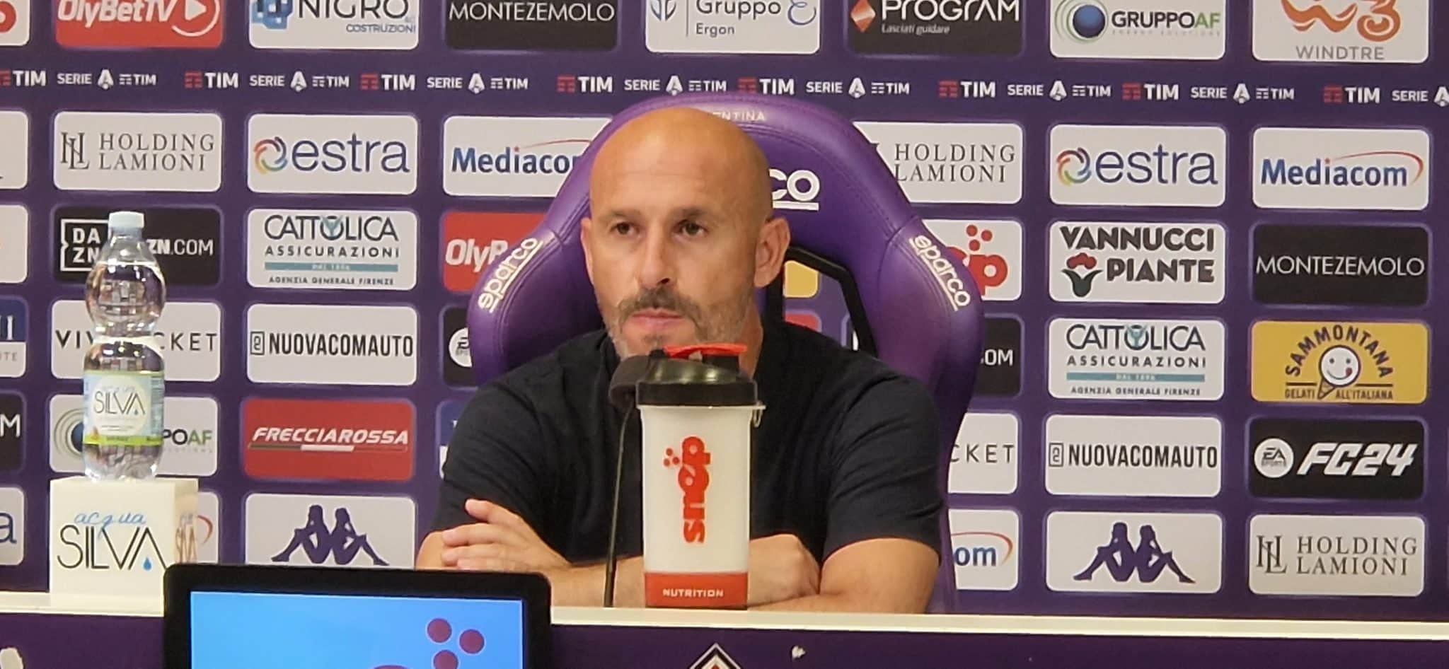 Italiano: "Nel primo tempo potevamo fare 4 gol. Perso due palloni e ad ogni tiro prendiamo gol"