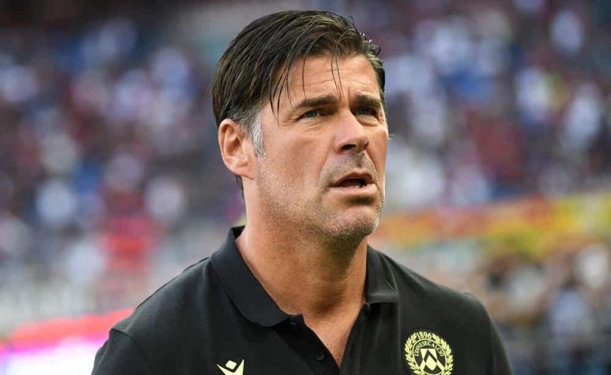 Sentite Sottil: "Se rigiochiamo 10 volte con la Fiorentina, vinciamo quasi sempre" - Photo LiveMedia/Gianluca Ricci
Milan, Italy, August 13, 2022, italian soccer Serie A match
AC Milan vs Udinese Calcio
Image shows:
Andrea Sottil portrait
LiveMedia - World Copyright