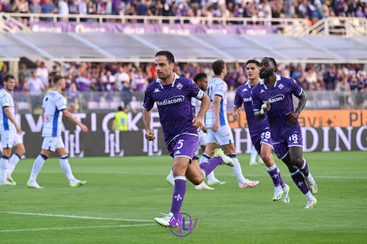 Kouamé decisivo, la Fiorentina vince 3-2 contro l'Atalanta. In gol anche Bonaventura e Quarta - Esultanza Giacomo Bonaventura