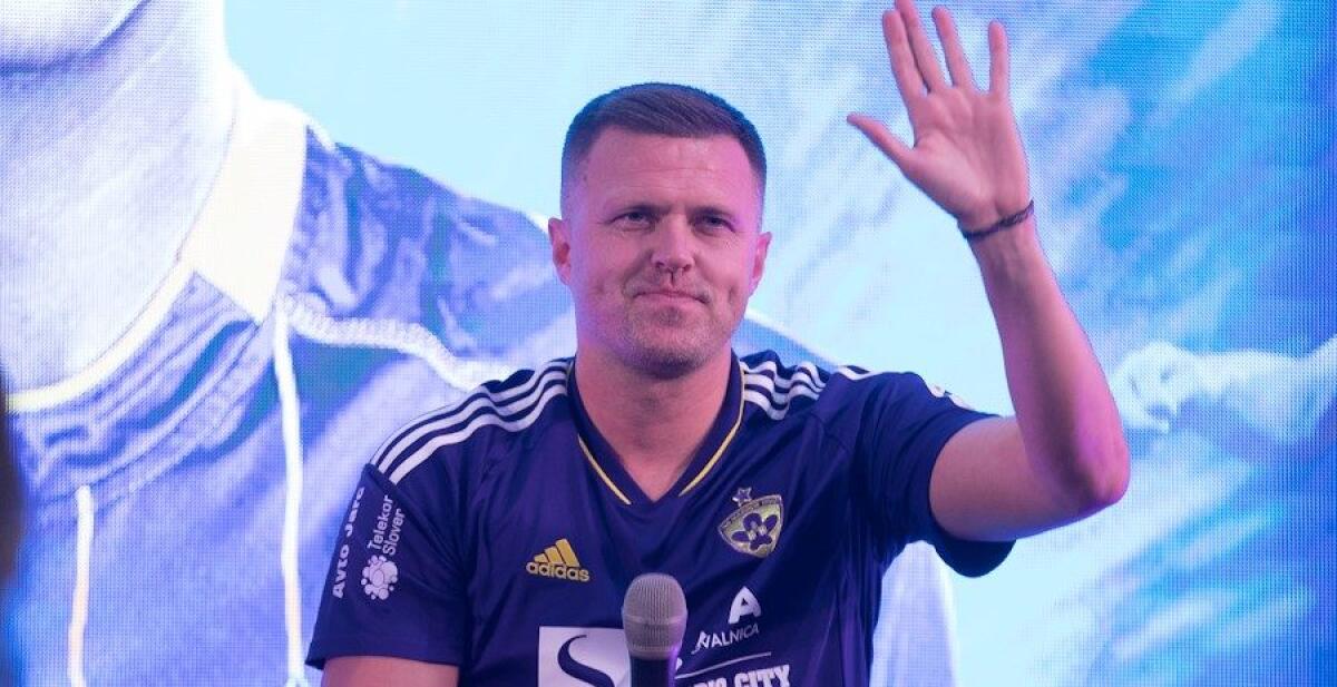 Ilicic fuori rosa al Maribor, allenatore furioso: "O lui o me". Escluso anche dagli allenamenti - GREGOR WERNIG