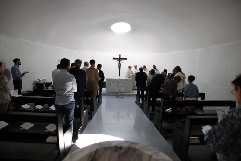 Oggi è stata consacrata la Cappella Santa Caterina al Viola Park: presenti Commisso e Catherine