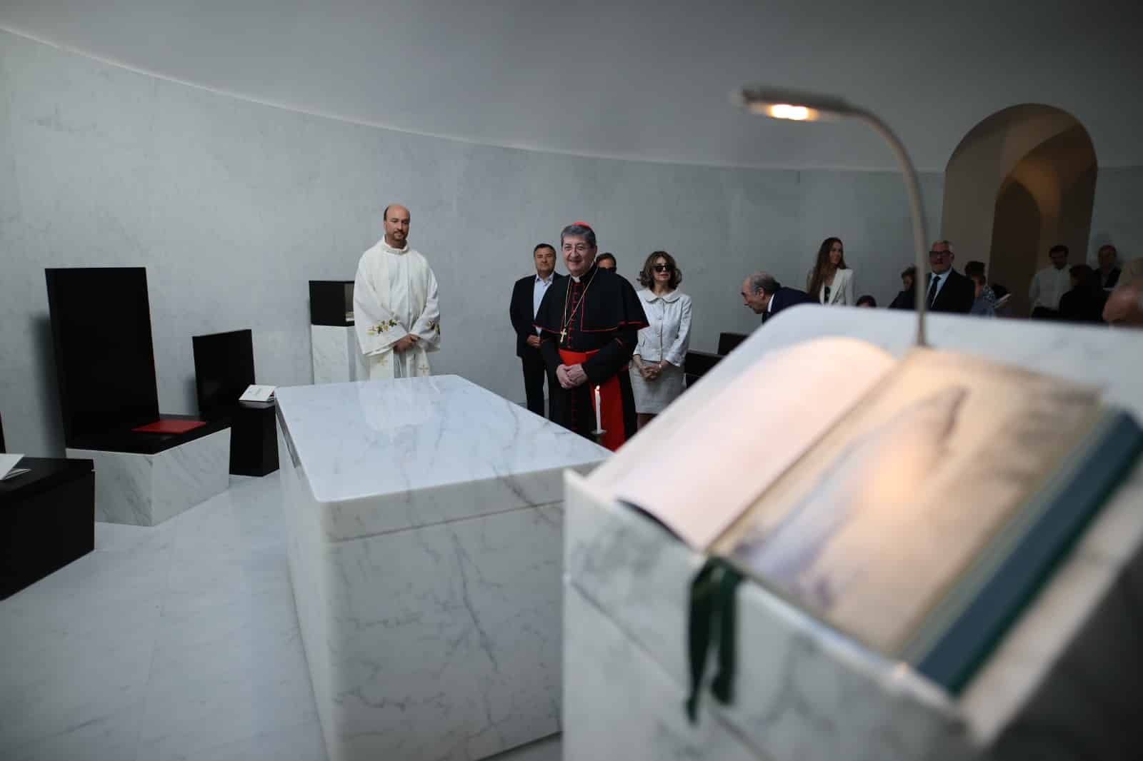 Oggi è stata consacrata la Cappella Santa Caterina al Viola Park: presenti Commisso e Catherine