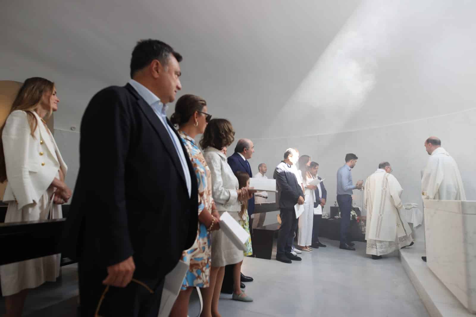 Oggi è stata consacrata la Cappella Santa Caterina al Viola Park: presenti Commisso e Catherine