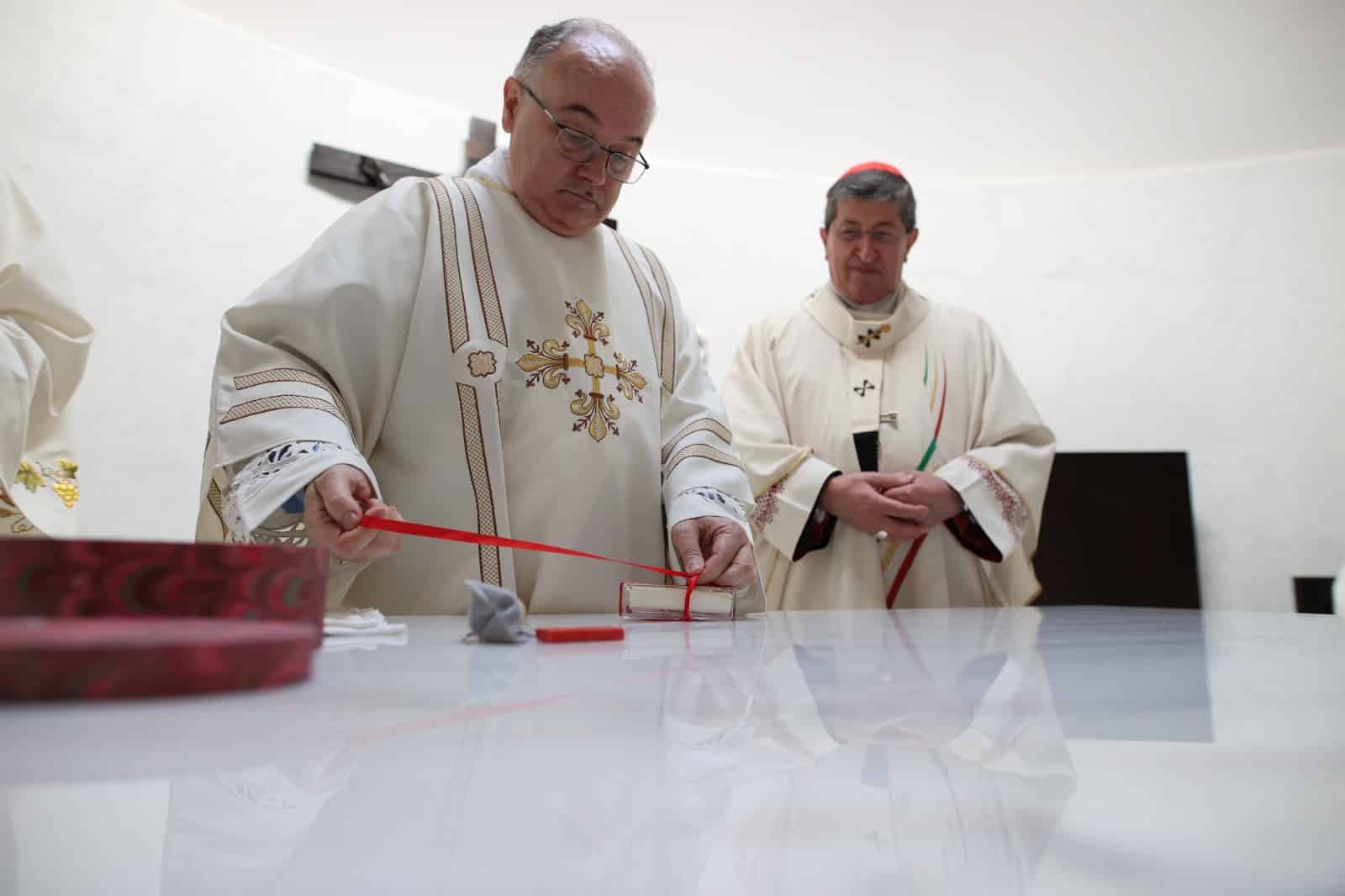 Oggi è stata consacrata la Cappella Santa Caterina al Viola Park: presenti Commisso e Catherine