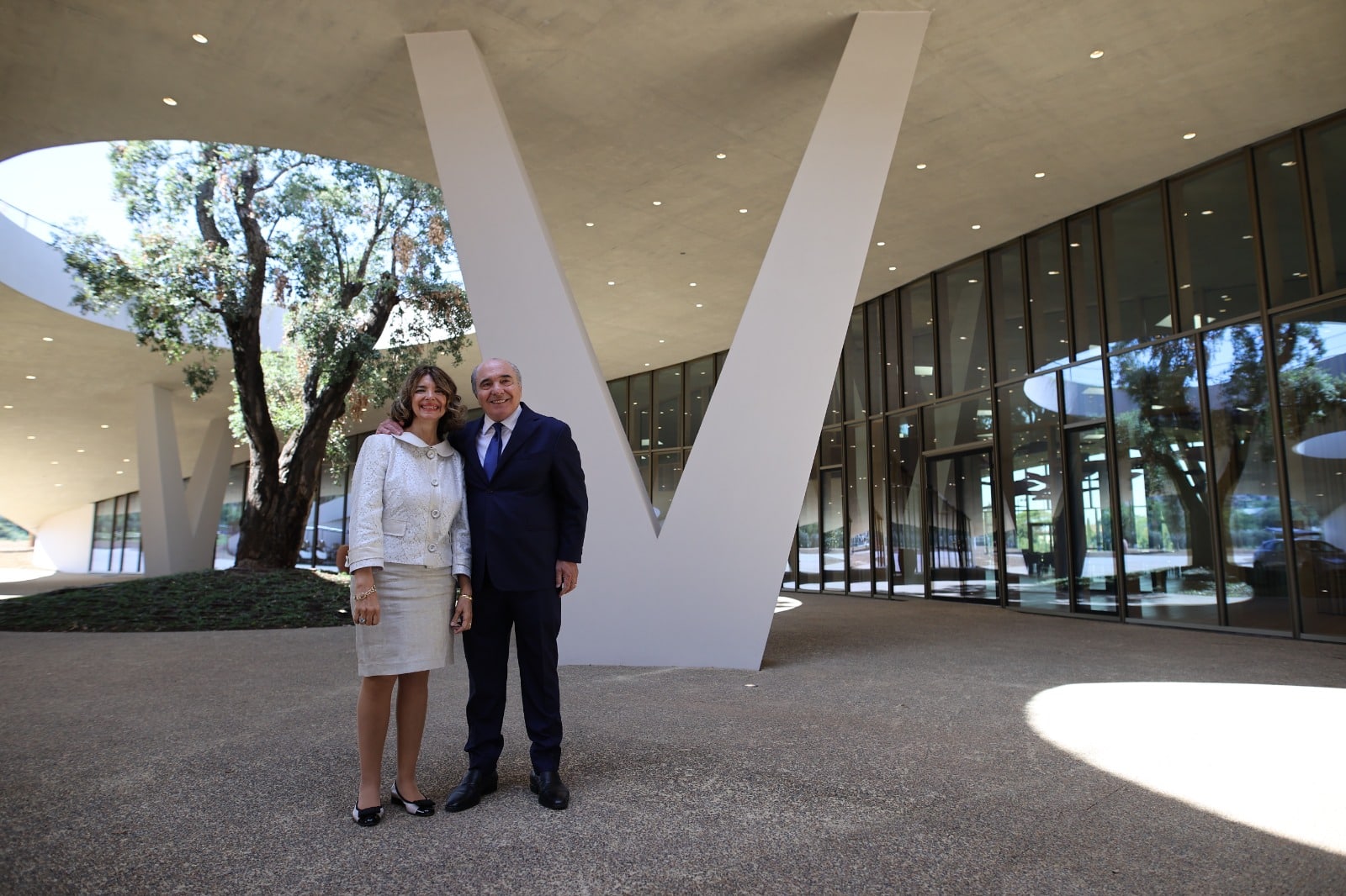 Oggi è stata consacrata la Cappella Santa Caterina al Viola Park: presenti Commisso e Catherine