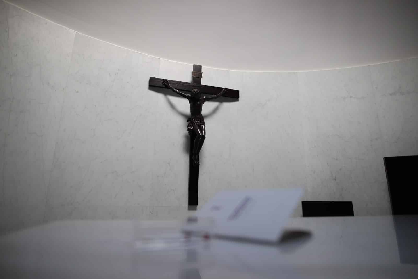 Oggi è stata consacrata la Cappella Santa Caterina al Viola Park: presenti Commisso e Catherine