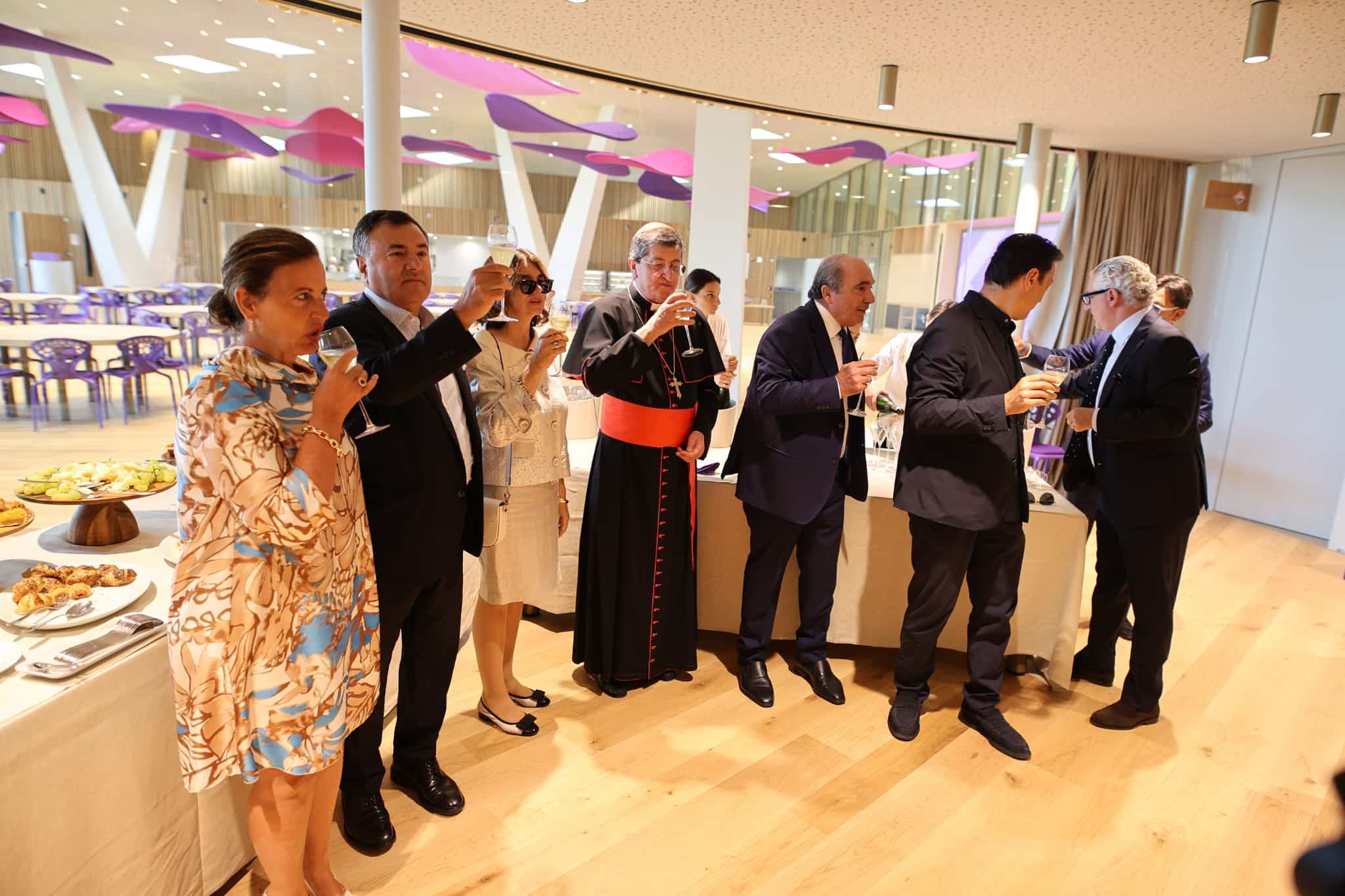 Oggi è stata consacrata la Cappella Santa Caterina al Viola Park: presenti Commisso e Catherine