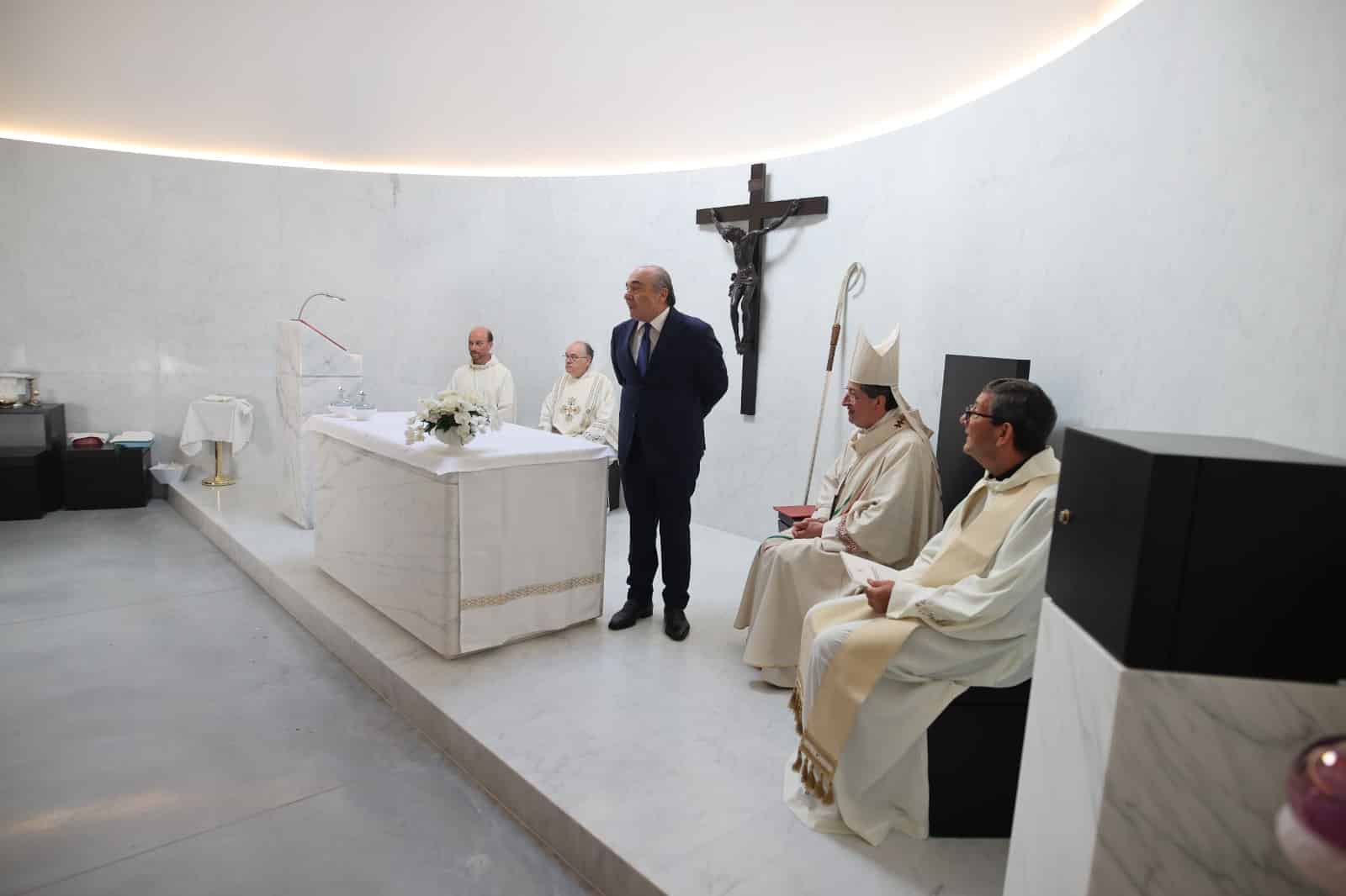 Oggi è stata consacrata la Cappella Santa Caterina al Viola Park: presenti Commisso e Catherine