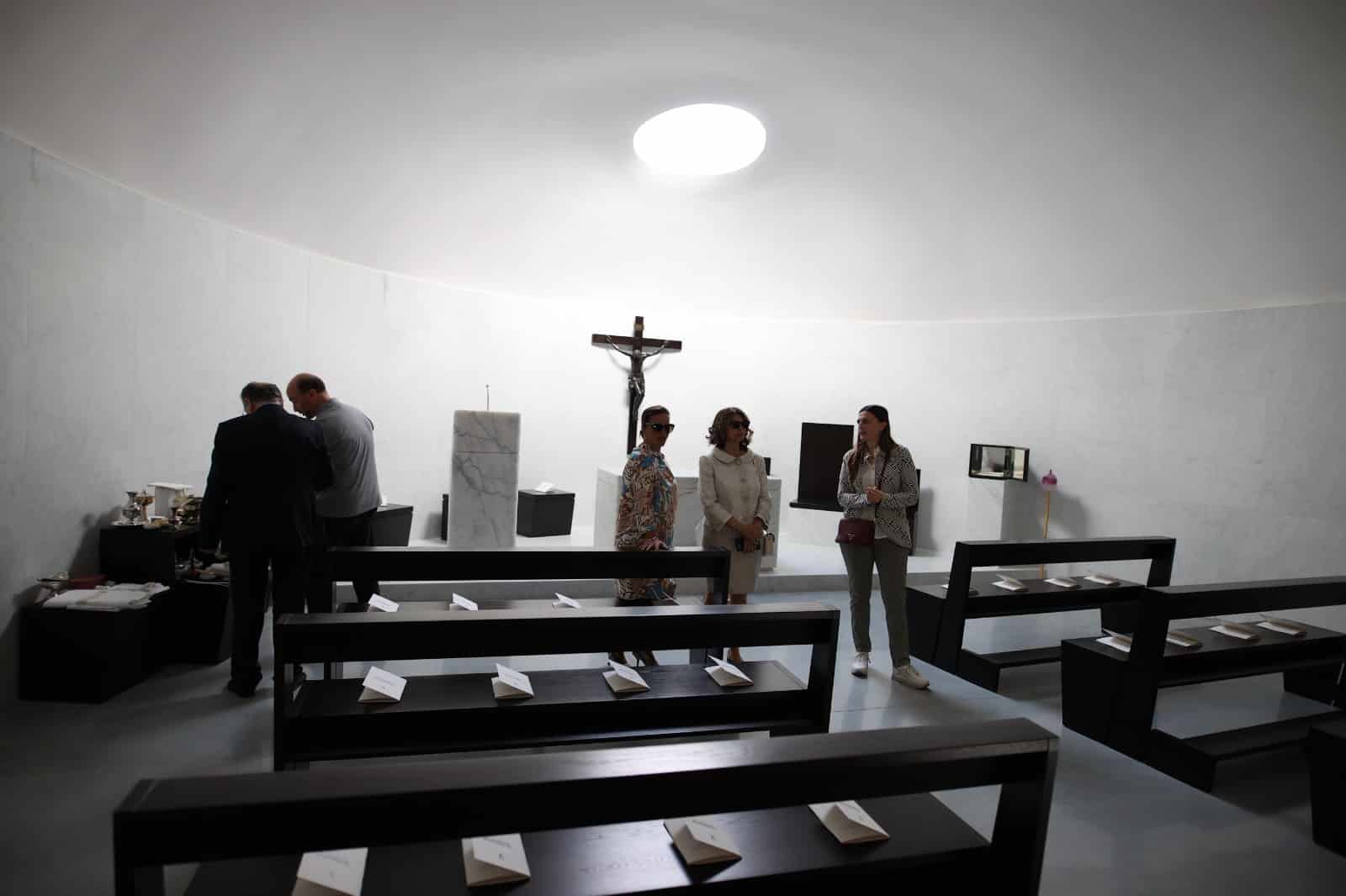 Oggi è stata consacrata la Cappella Santa Caterina al Viola Park: presenti Commisso e Catherine