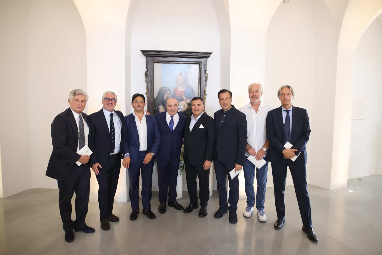 Oggi è stata consacrata la Cappella Santa Caterina al Viola Park: presenti Commisso e Catherine