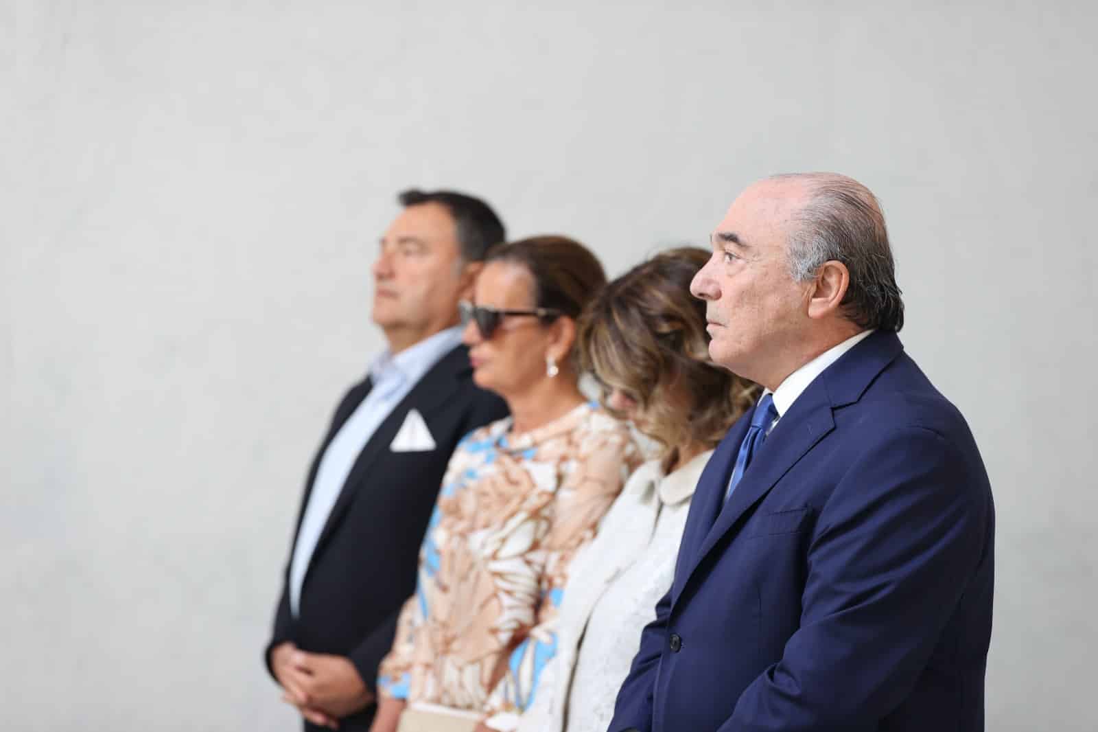 Oggi è stata consacrata la Cappella Santa Caterina al Viola Park: presenti Commisso e Catherine