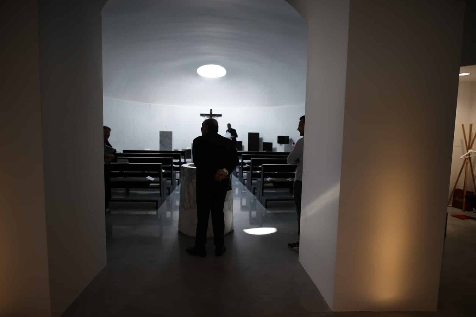 Oggi è stata consacrata la Cappella Santa Caterina al Viola Park: presenti Commisso e Catherine