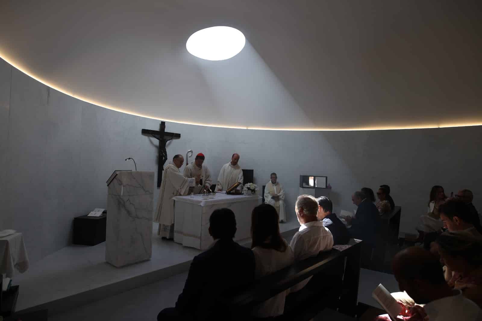 Oggi è stata consacrata la Cappella Santa Caterina al Viola Park: presenti Commisso e Catherine
