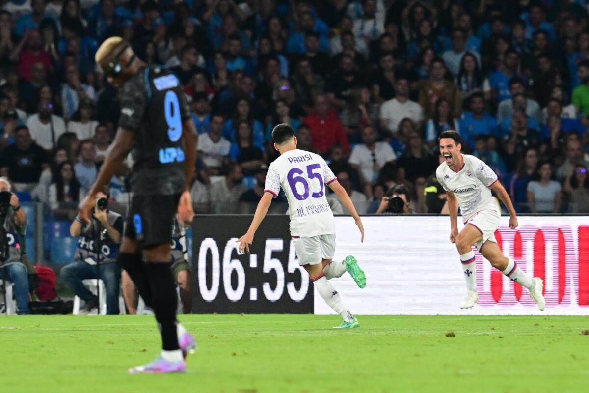 Nazione: “Firenze gode, Napoli va all’inferno. I viola sognano la Champions League” - 