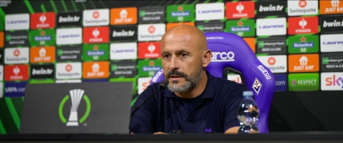 Italiano: "La mia regola è chiara, gioca chi se lo guadagna in allenamento. Quarta e Duncan gli esempi" - Bagno a Ripoli, Viola Park, 04.10.2023, foto Jacopo Canè. Copyright Labaroviola.com