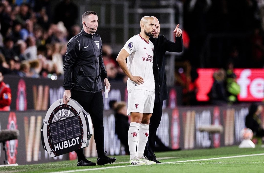 Amrabat continua a non incidere: McTominay lo sostituisce, segna due gol e salva il Manchester United