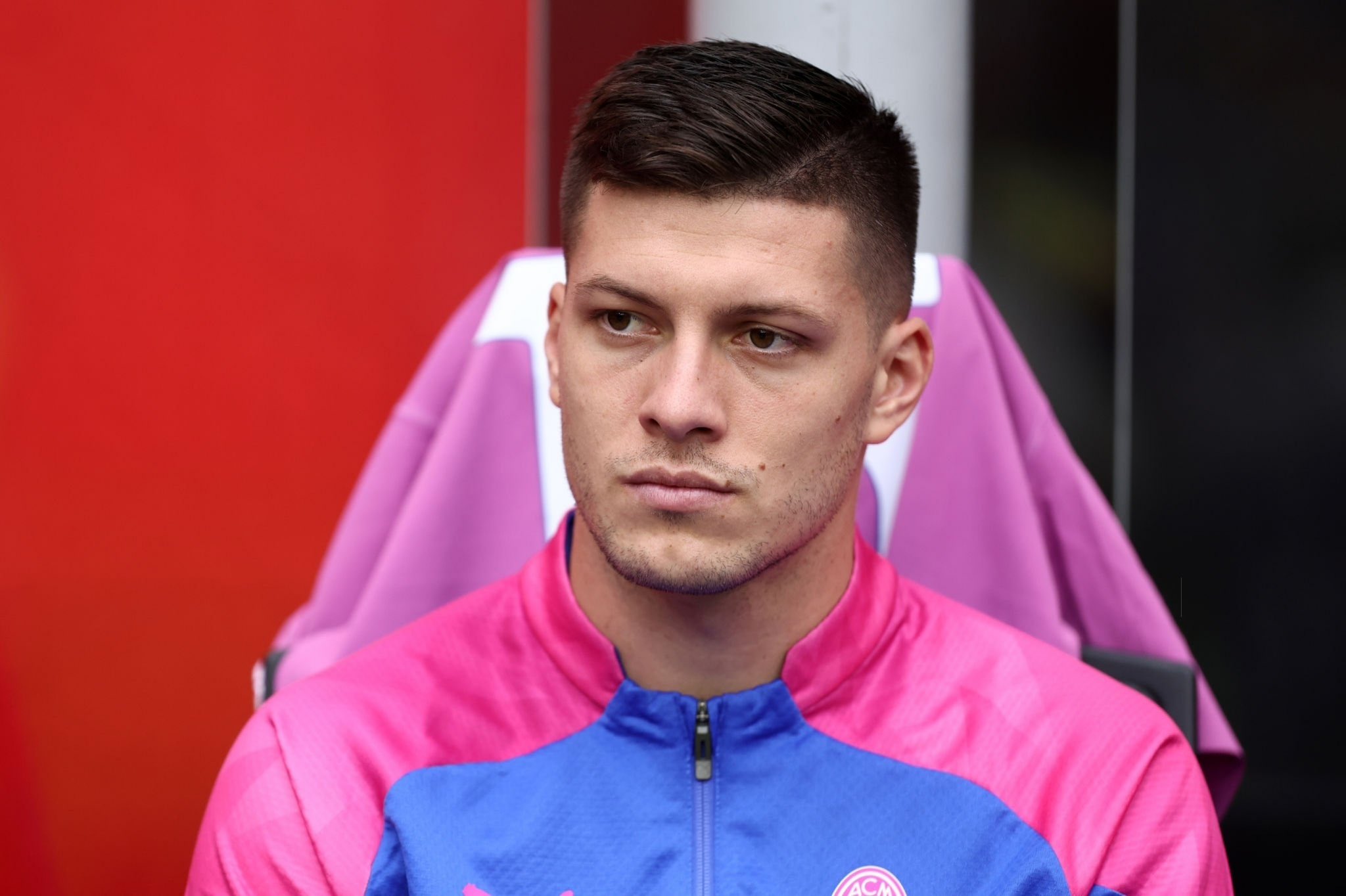 Jovic delude ancora, la Gazzetta dura: "Fa una passeggiata serale, le sue prestazioni sono preoccupanti"