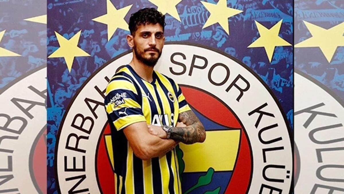 Dalla Turchia: la Fiorentina pensa ad Akaydin, difensore del Fenerbahce. Lo ha proposto Montella - 