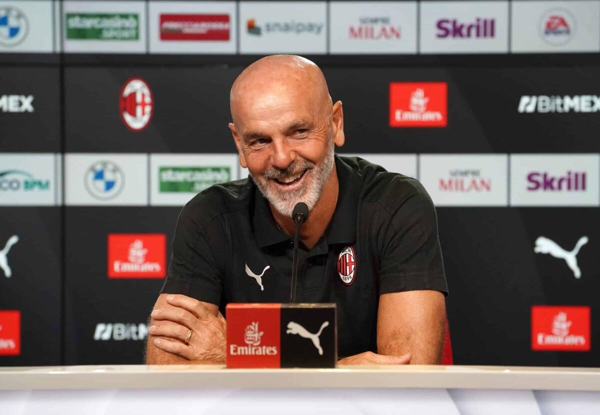 Pioli: "La Fiorentina concede in difesa perché gioca a calcio. Ho parlato con Jovic, sa quello che deve fare" - 