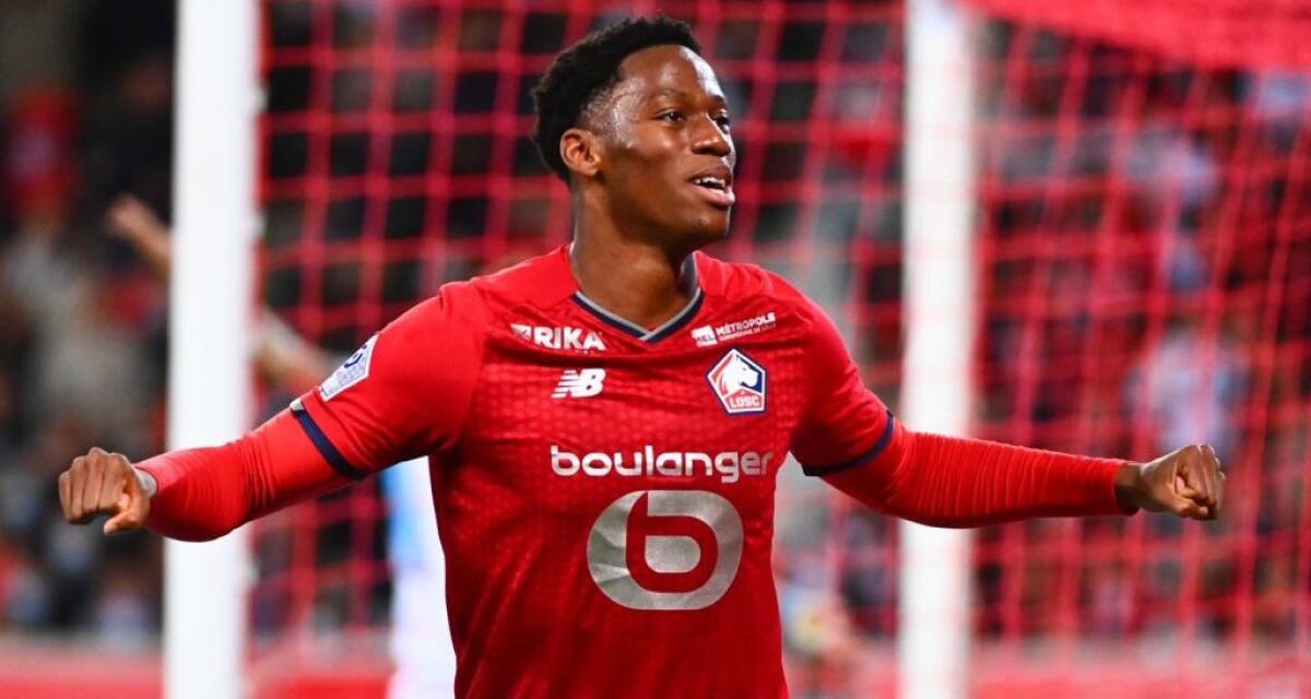 Tuttosport scrive: "La Fiorentina non vuole sfiduciare Nzola e Beltran ma pensa a Jonathan David" - 