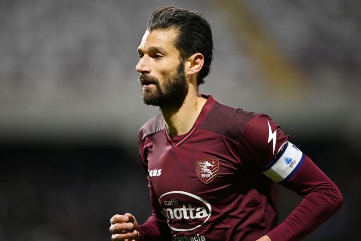 Il solito rigore di Immobile non basta, la Lazio cade a Salerno: 2-1, decide l'ex Candreva - 