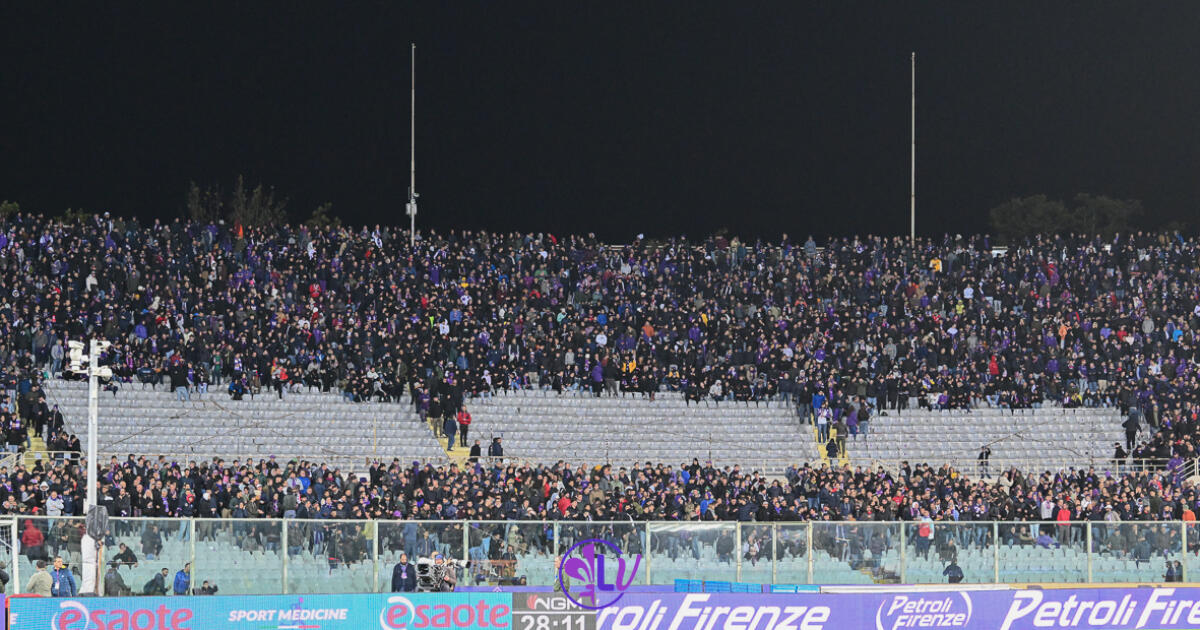 Curva Fiesole ammonita per i cori razzisti a Vlahovic, Kean e McKennie. Se ricapita altra volta sarà chiusa - Firenze, Stadio Artemio Franchi, 05.11.2023, Fiorentina-Juventus, foto Lisa Guglielmi. Copyright Labaroviola.com