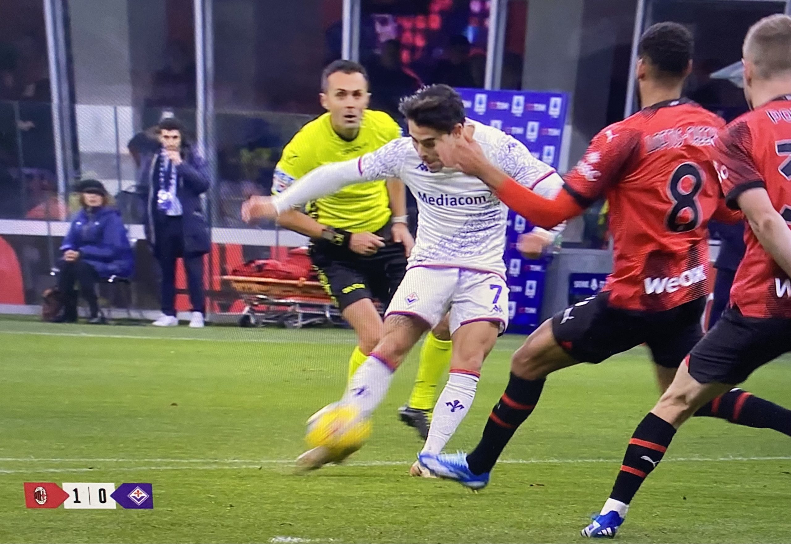 Ziliani: "La verità è che Di Bello non avrebbe mai potuto fischiare un rigore contro il Milan. Poi con Mazzoleni..."