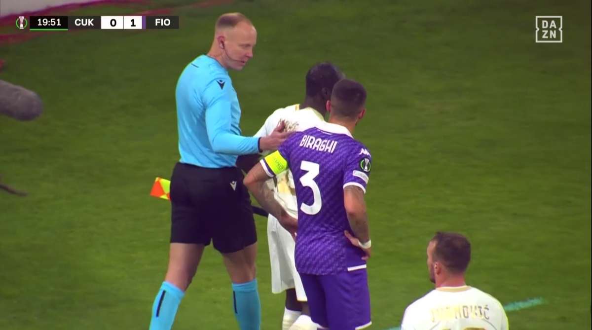 Nzola decisivo dagli 11 metri, la Fiorentina vince 1-0 contro il Cukaricki. Brutto secondo tempo