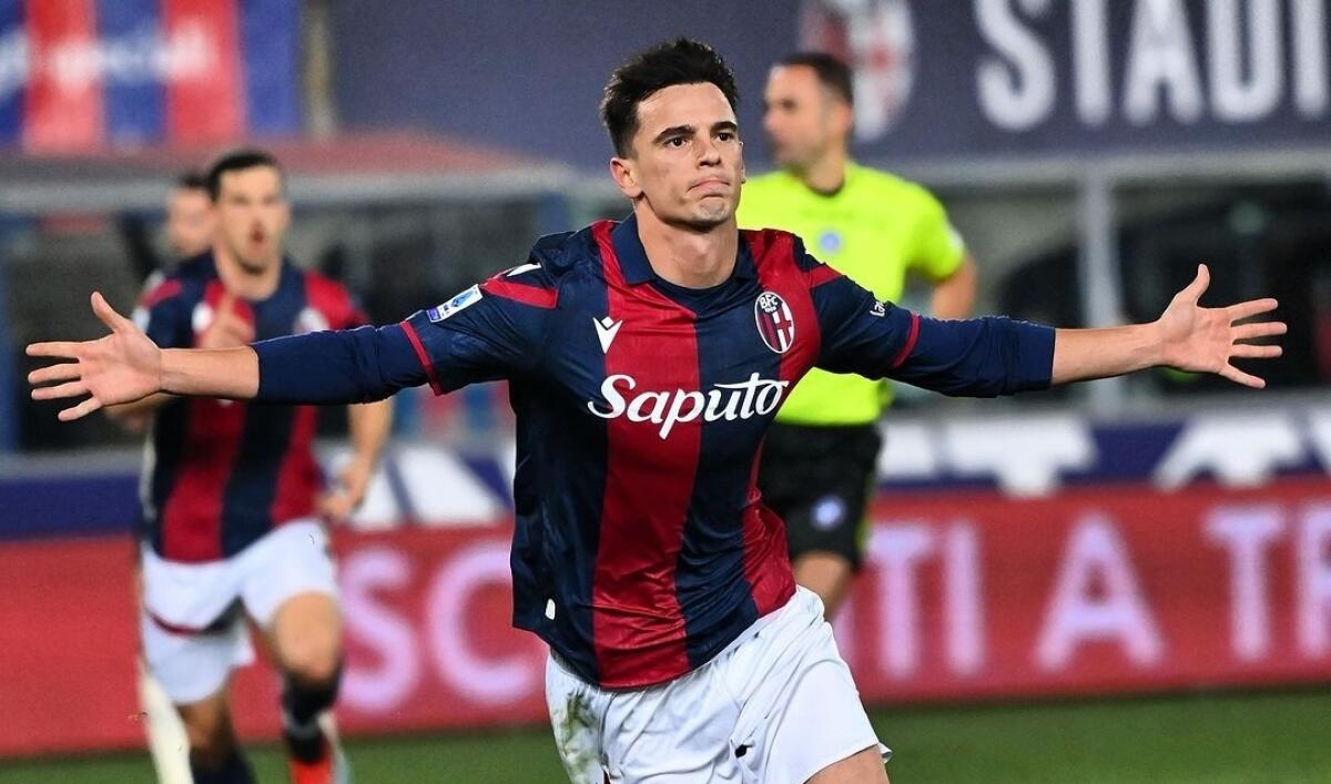 La Roma affonda ed è una notizia meravigliosa per la Fiorentina: +2 in classifica. Il Bologna vince 2-0 - 