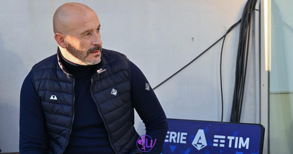Pecci elogia Italiano: '' Ha cambiato concezione del suo calcio, oggi vince anche subendo'' - Firenze, Stadio Artemio Franchi, 17.12.2023, Fiorentina-Verona, foto Lisa Guglielmi. Copyright Labaroviola.com