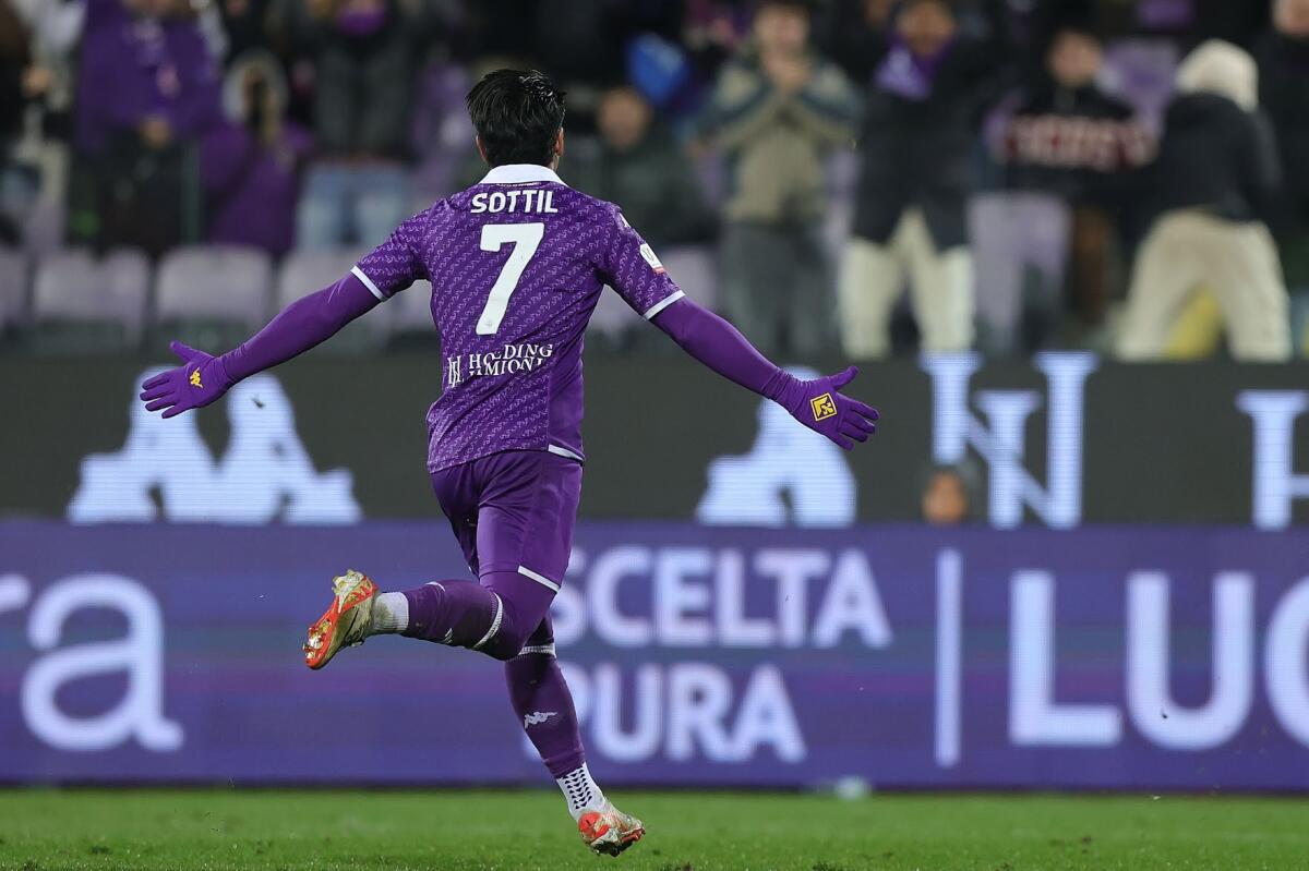 PAGELLE FIORENTINA: SOTTIL NON SI ARRENDE MAI, NZOLA SI SVEGLIA ALLA GRANDE. MINA IMBARAZZANTE - 